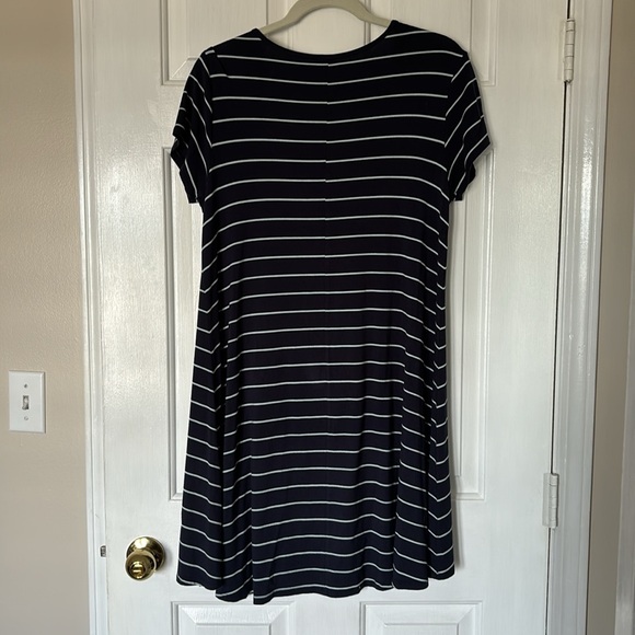 Harlow Summer Dress - Picture 2 of 4